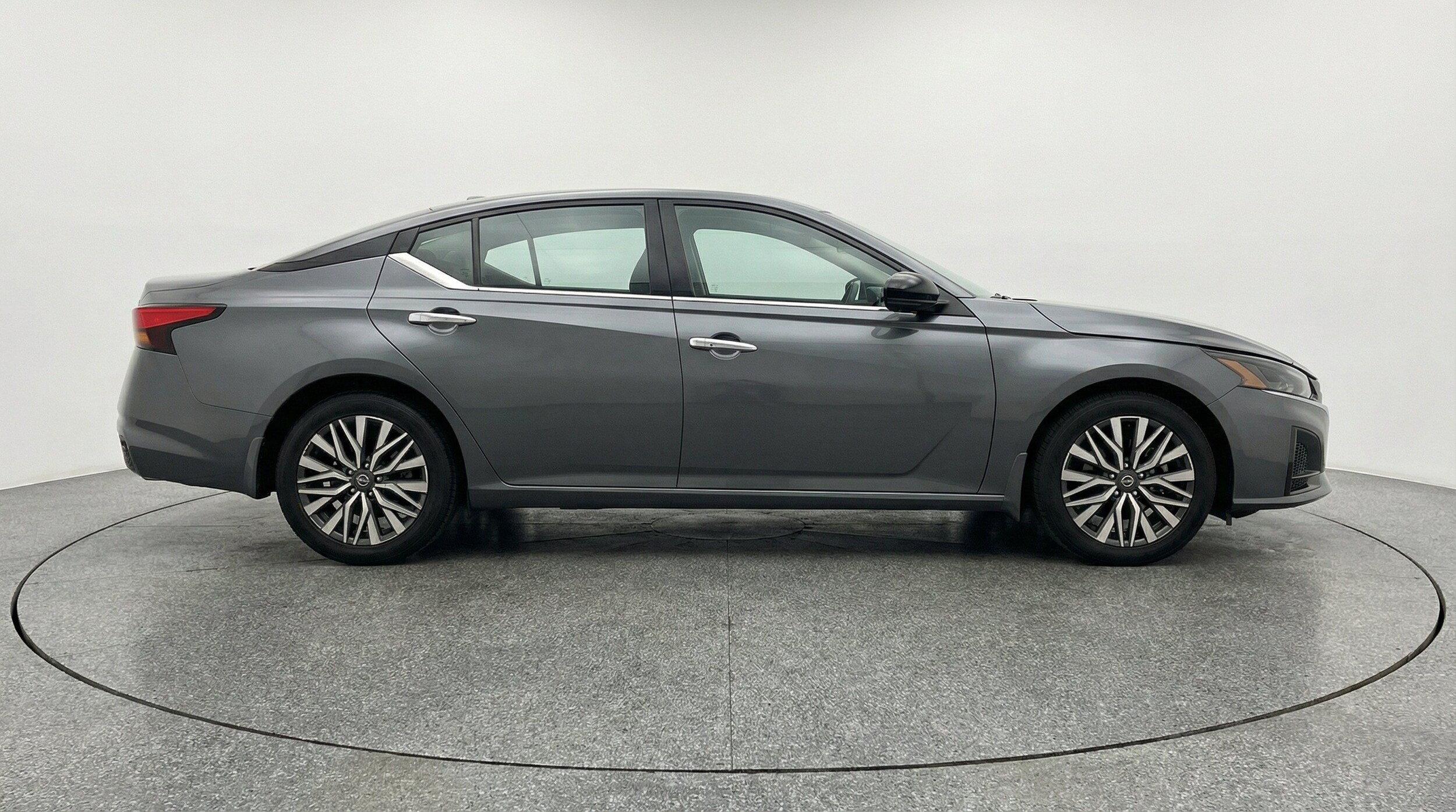 Thumbnail: 2025 Nissan Altima - 10