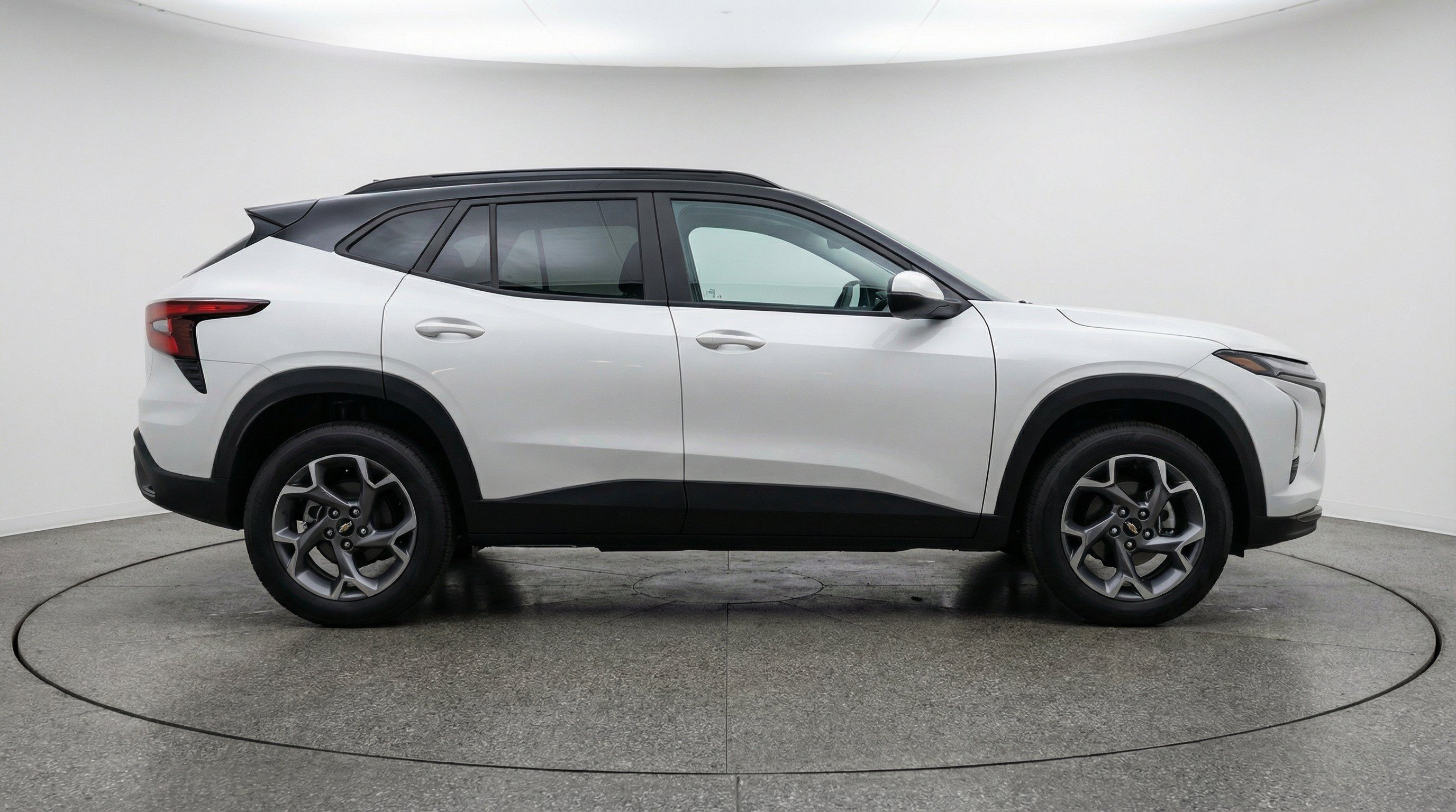 Thumbnail: 2025 Chevrolet Trax - 11