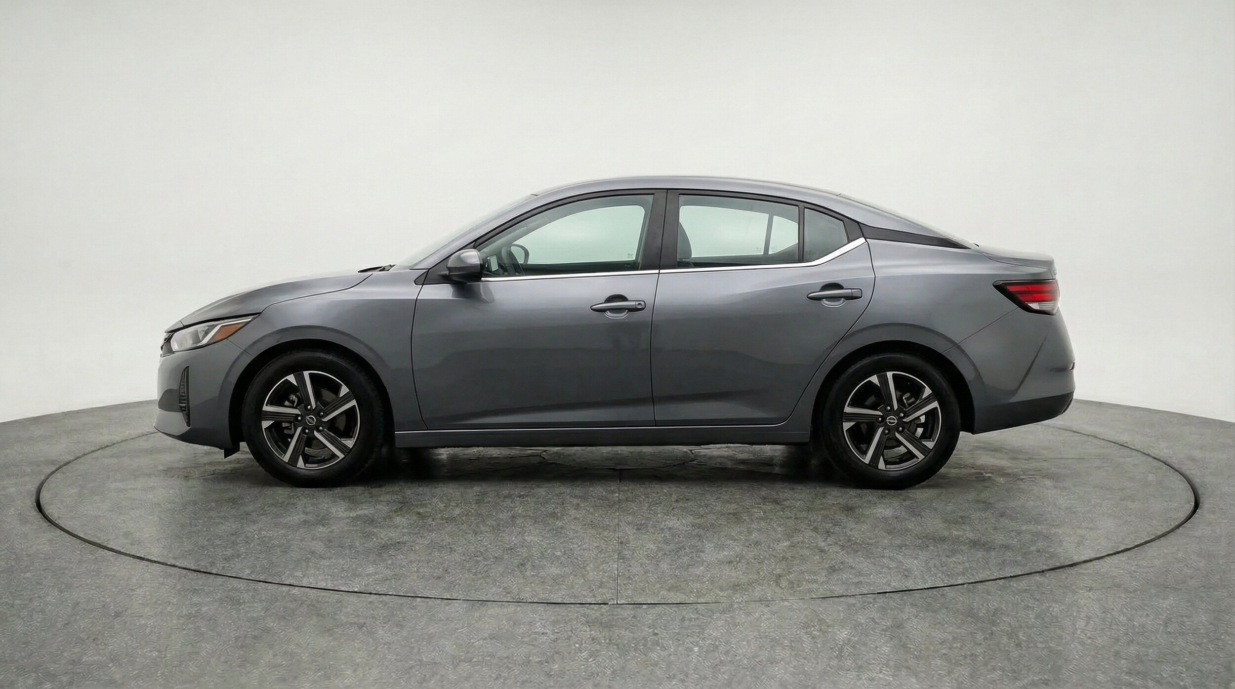 Thumbnail: 2025 Nissan Sentra - 5