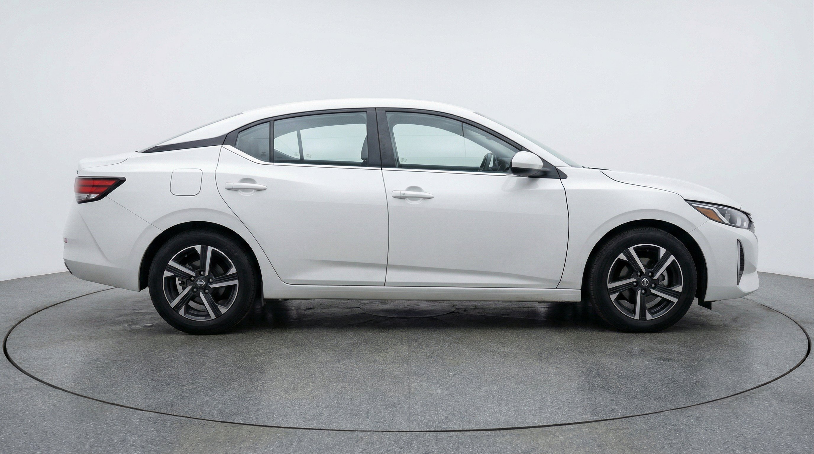 Thumbnail: 2025 Nissan Sentra - 11