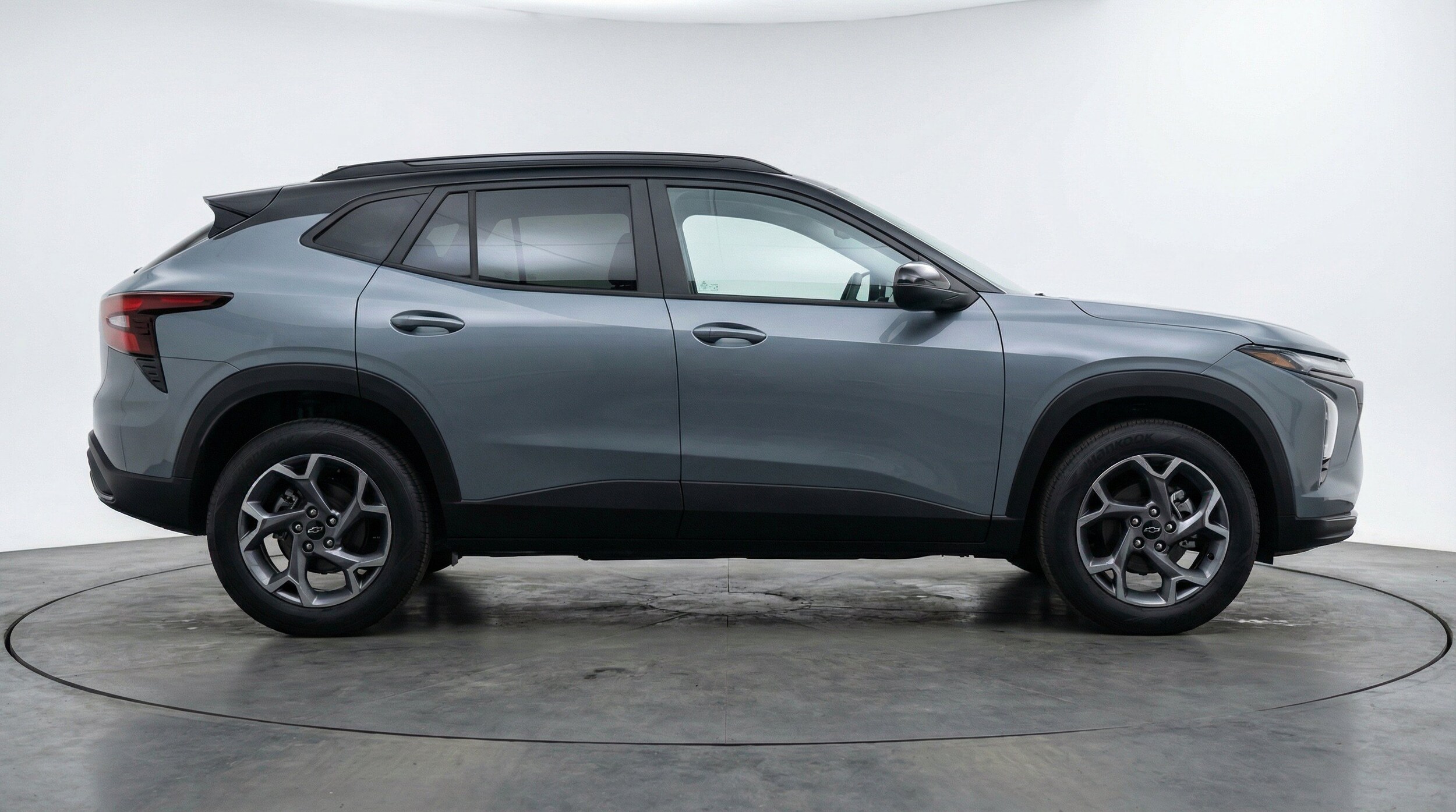 Thumbnail: 2025 Chevrolet Trax - 11