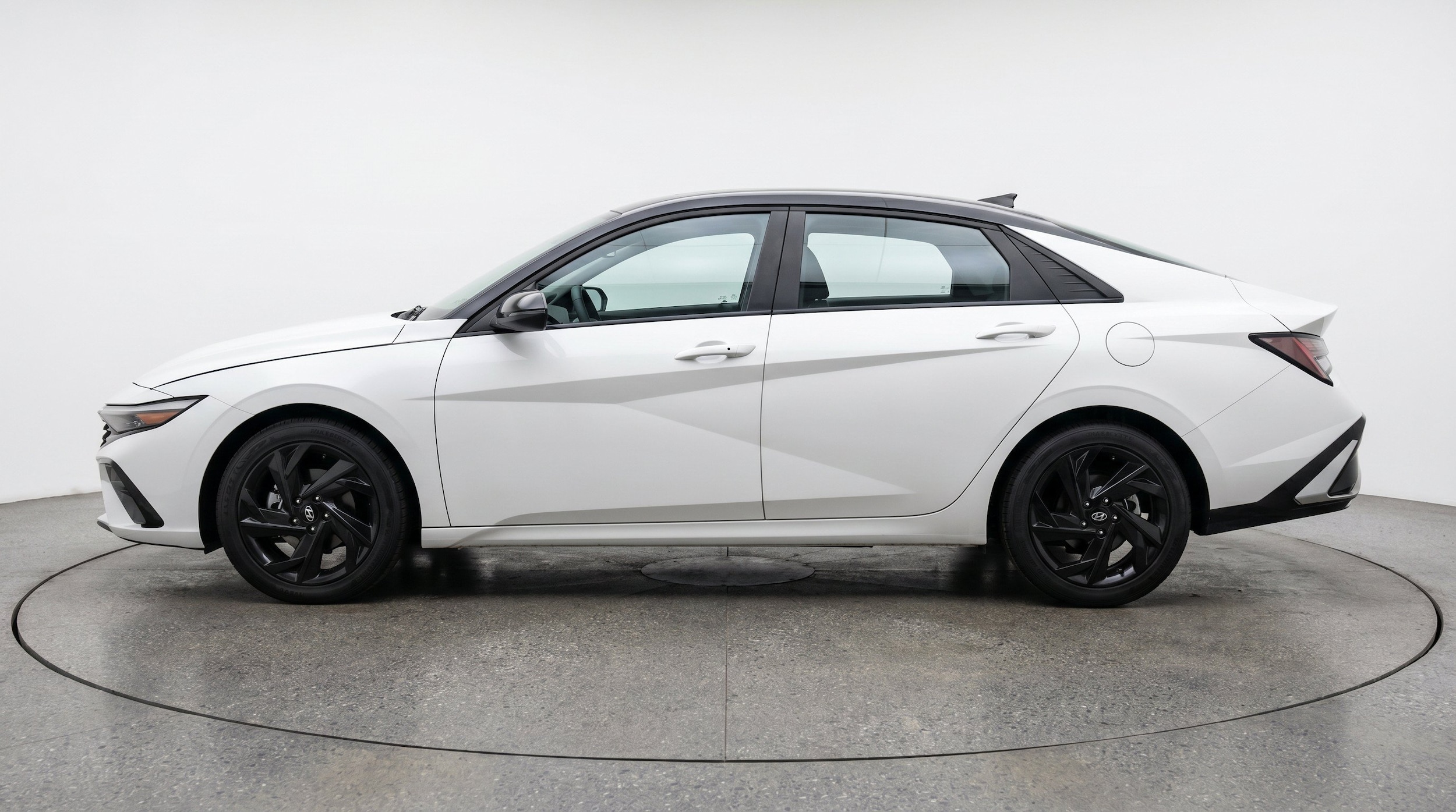 Thumbnail: 2026 Hyundai Elantra - 5