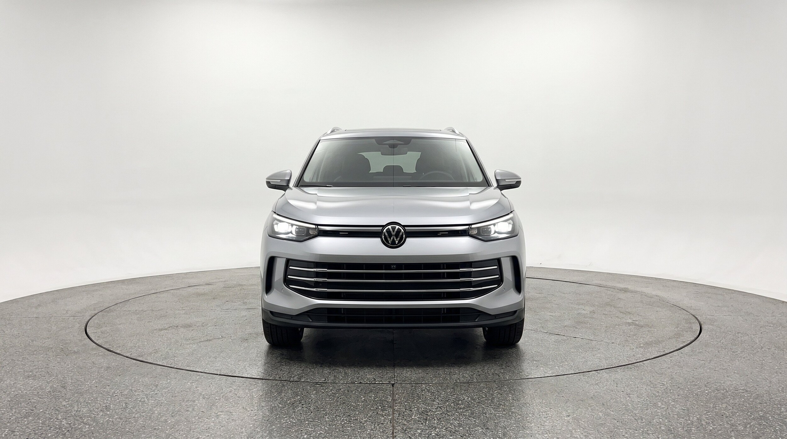 Thumbnail: 2026 Volkswagen Tiguan - 2