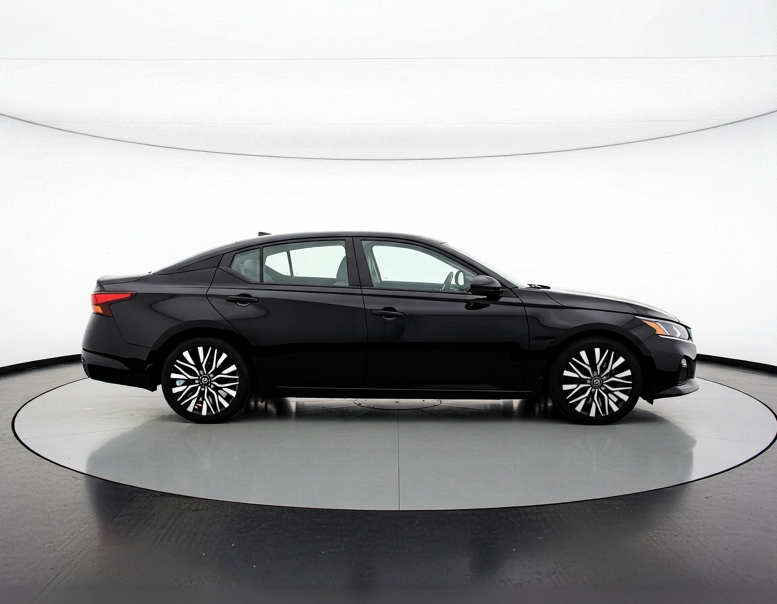 Thumbnail: 2025 Nissan Altima - 10