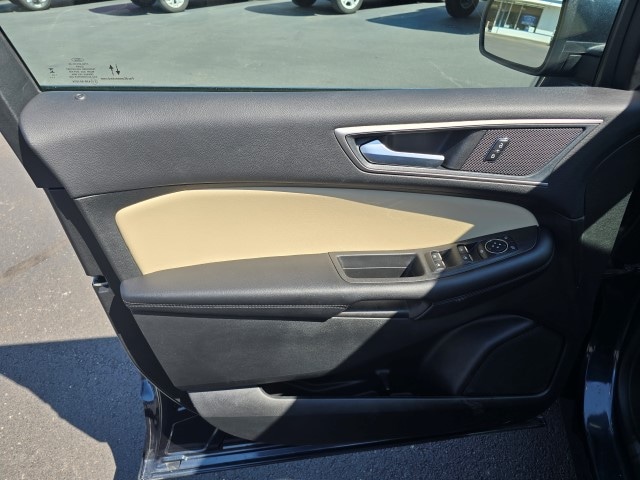 2024 Ford Edge SEL - Photo 11