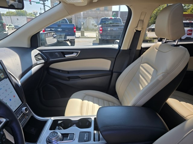 2024 Ford Edge SEL - Photo 17
