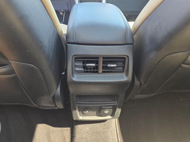 2024 Ford Edge SEL - Photo 35