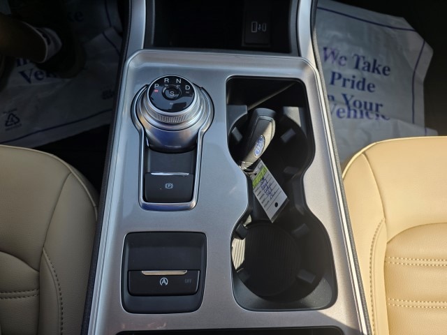 2024 Ford Edge SEL - Photo 25