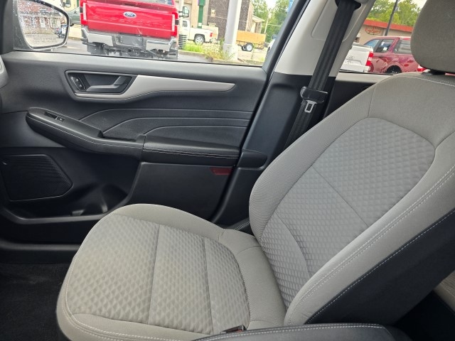 2022 Ford Escape SE - Photo 13