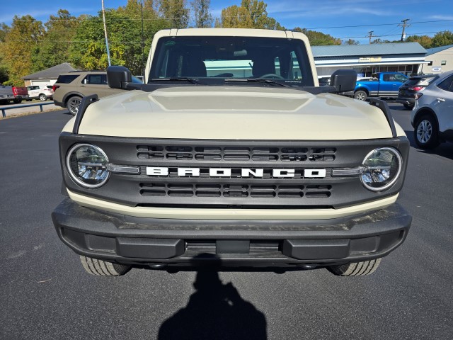 New 2026 Ford Bronco Base 2 Door 4x4 SUV