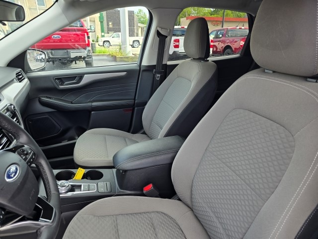 2022 Ford Escape SE - Photo 12