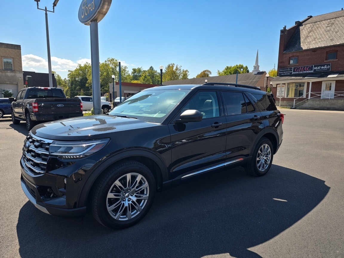 2025 Ford Explorer