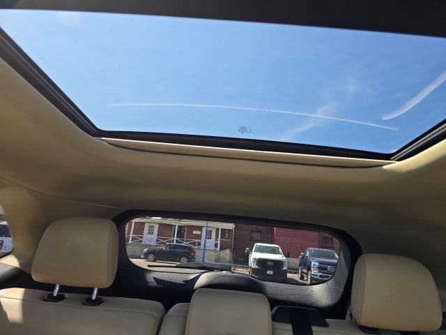2024 Ford Edge SEL - Photo 16