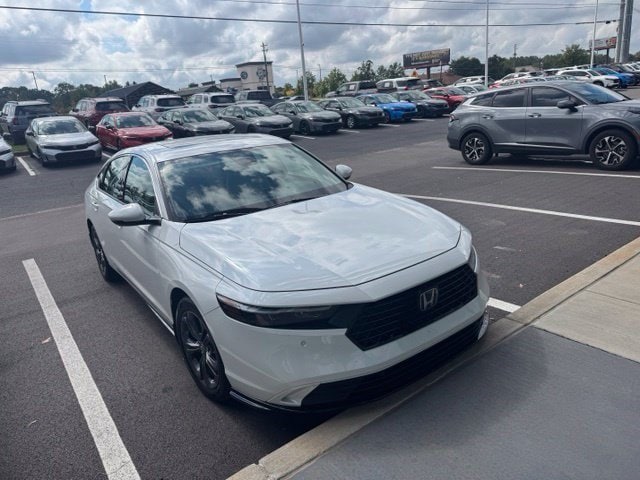 2025 Honda Accord Hybrid