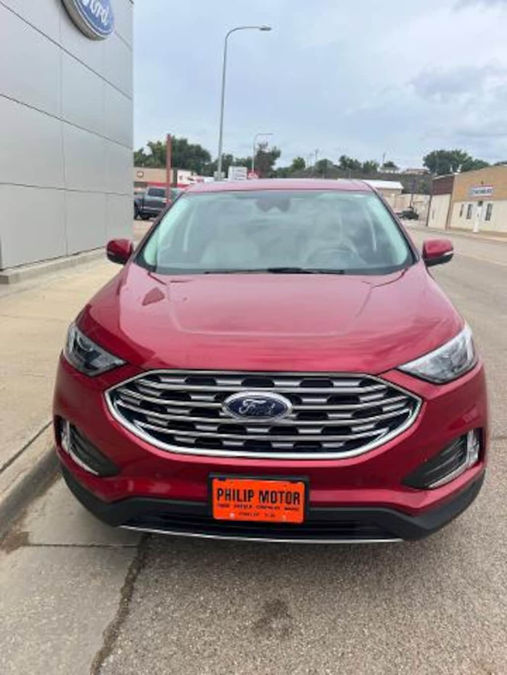 Used 2024 Ford Edge Titanium SUV