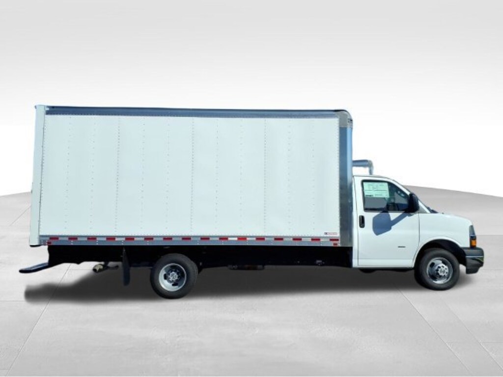 New 2026 Chevrolet Express Cutaway 3500 1WT Cutaway Van