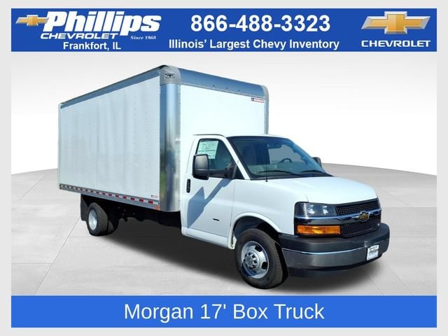 2026 Chevrolet Express Cutaway Base