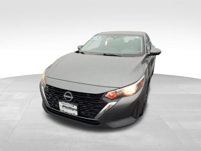 2025 Nissan Sentra SV - Photo 2