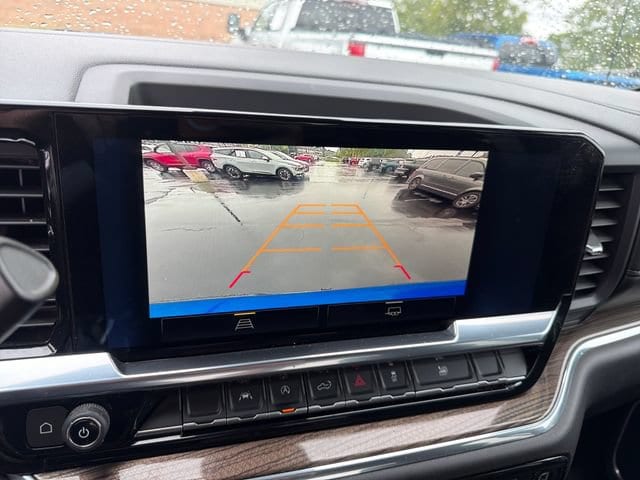 2023 Chevrolet Silverado 1500 LT - Photo 19