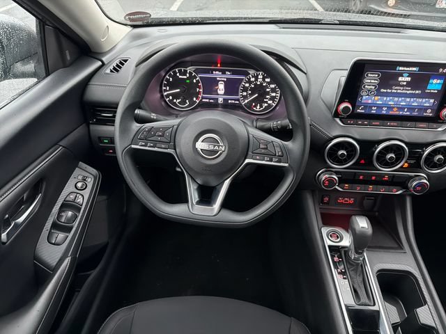 2025 Nissan Sentra SV - Photo 13