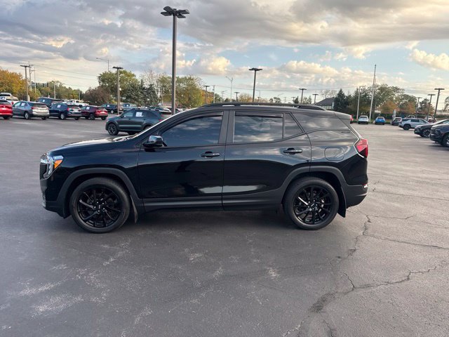 Used 2023 GMC Terrain SLE SUV