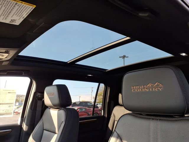 2026 Chevrolet Suburban High Country - Photo 8