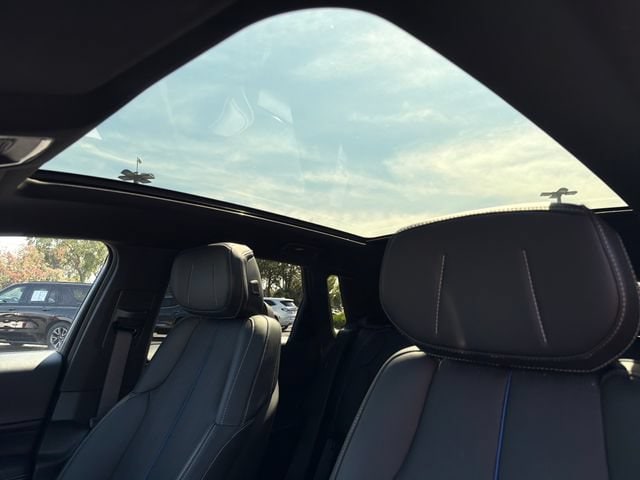 2025 Cadillac LYRIQ Sport 1 - Photo 21