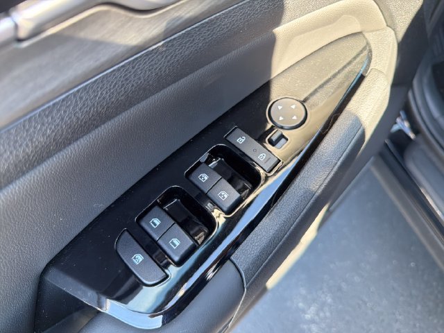 2025 Kia Sportage X-Line - Photo 11