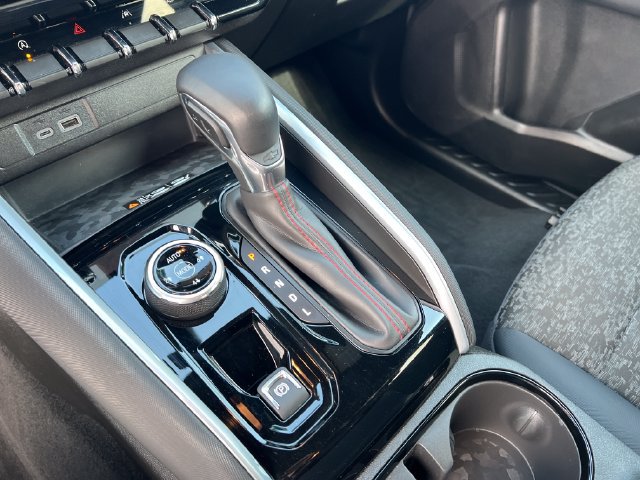 2024 Chevrolet Colorado Z71 - Photo 21