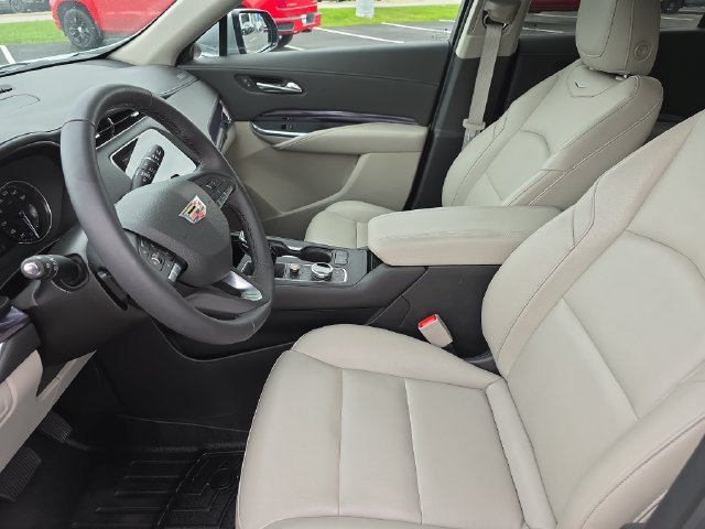 Used 2023 CADILLAC XT4 FWD Luxury SUV