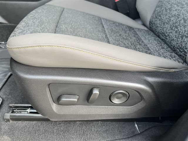 2024 Chevrolet Colorado ZR2 - Photo 13