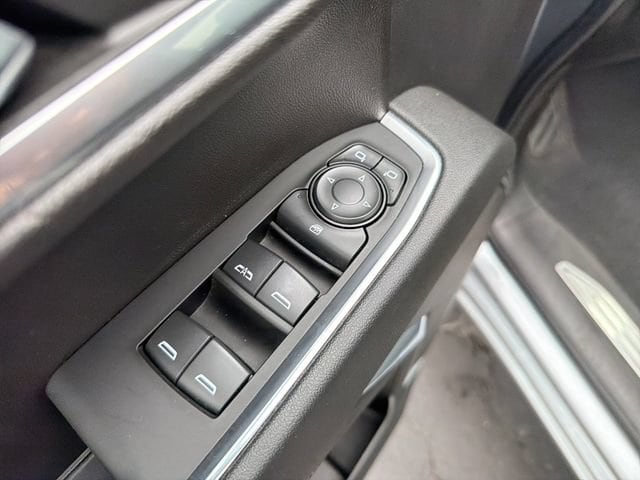 2023 Chevrolet Silverado 1500 LT - Photo 11