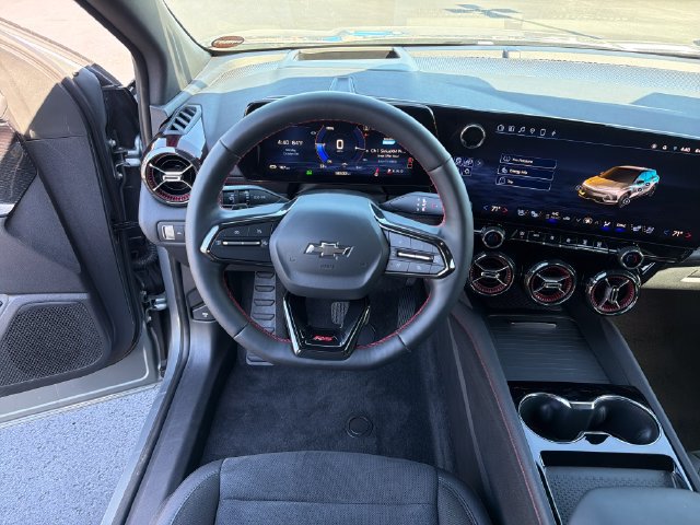 2024 Chevrolet Blazer EV RS - Photo 13