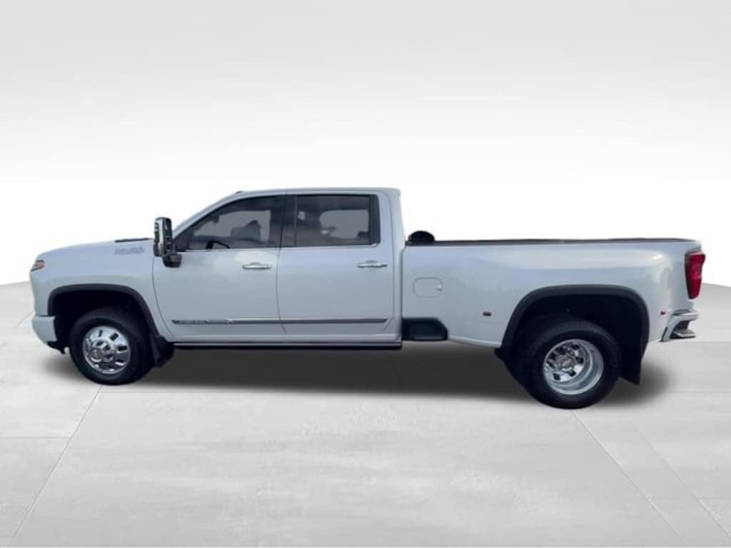 Used 2024 Chevrolet Silverado 3500 HD High Country DRW Truck Crew Cab