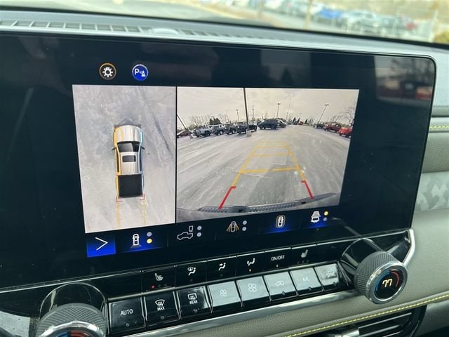 2024 Chevrolet Colorado ZR2 - Photo 21