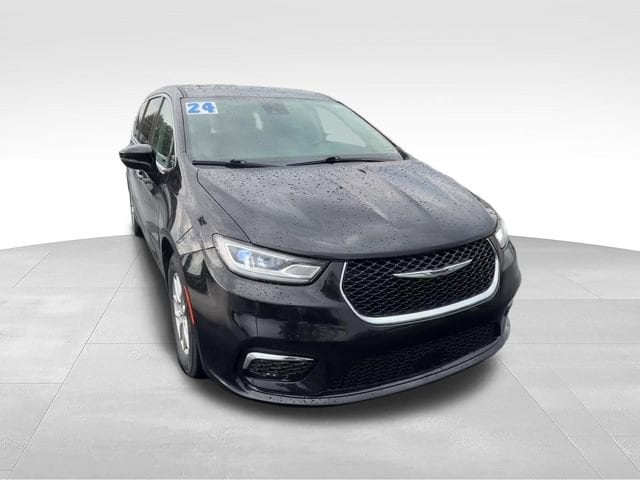 2024 Chrysler Pacifica Touring L - Photo 8