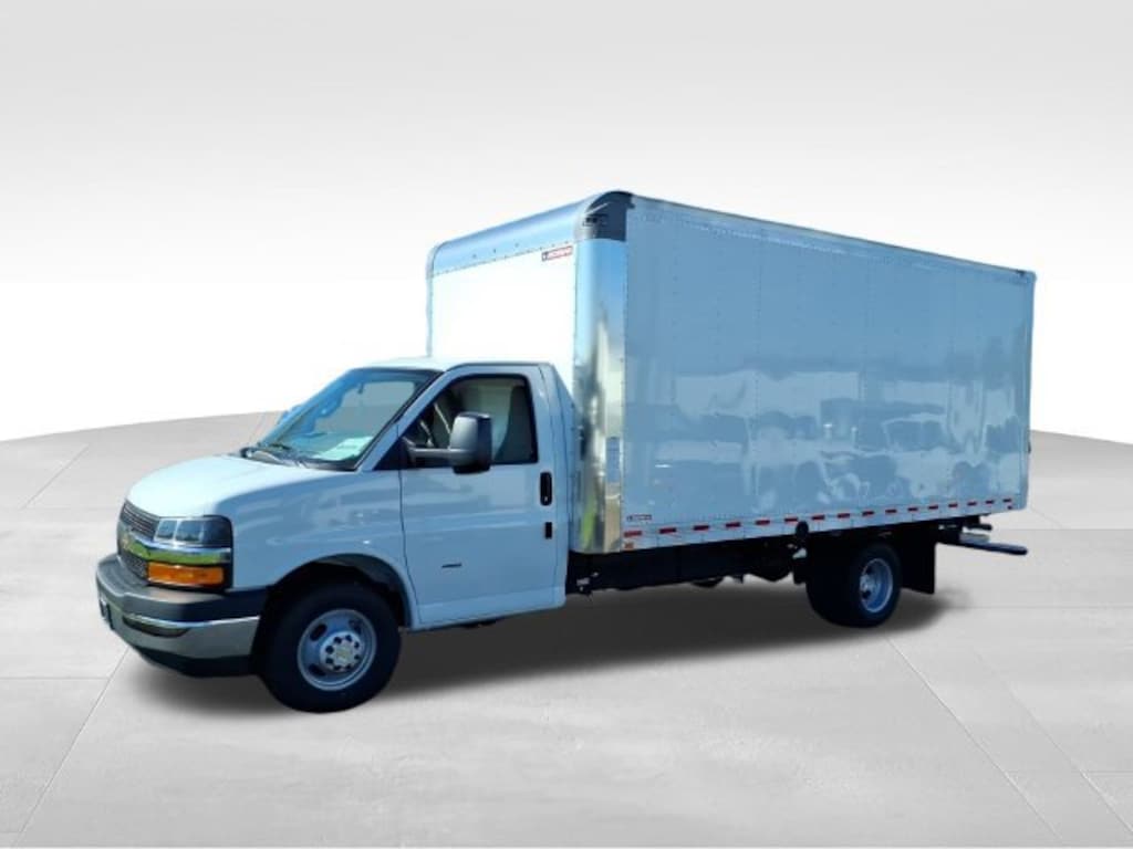 New 2026 Chevrolet Express Cutaway 3500 1WT Cutaway Van