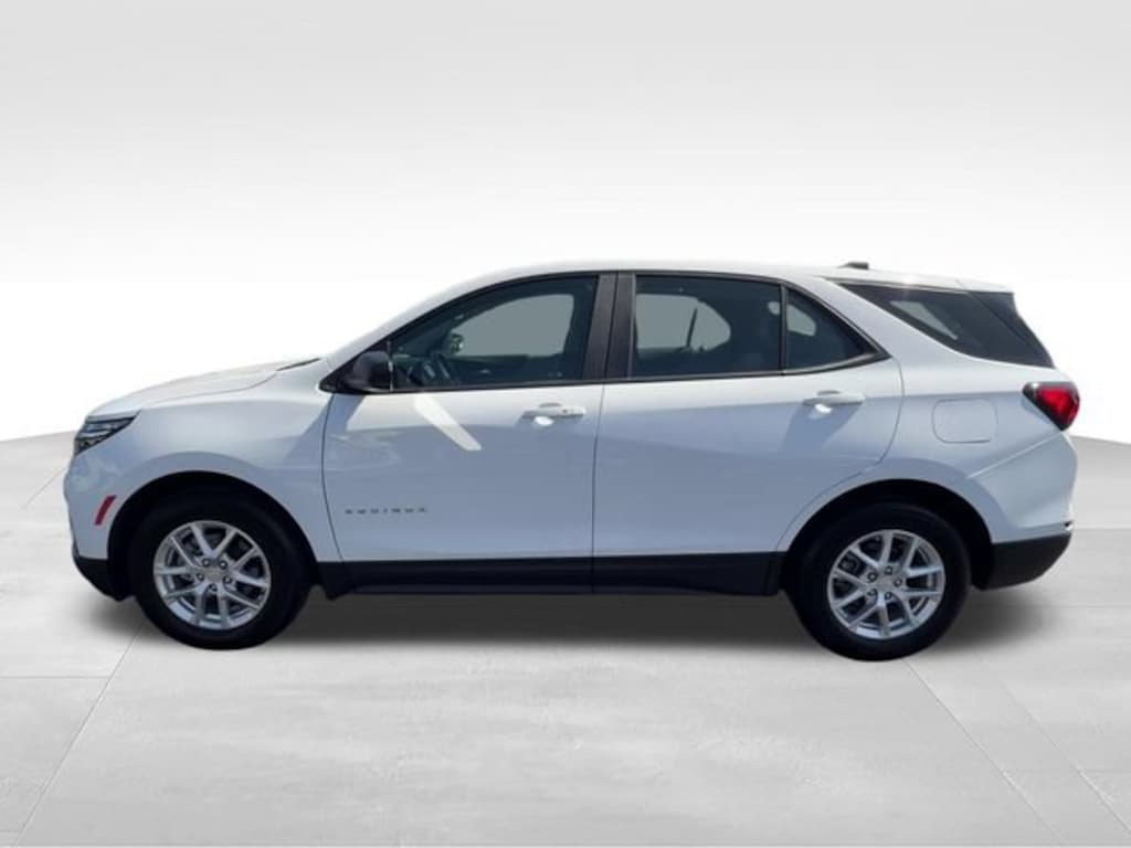 Used 2024 Chevrolet Equinox LS SUV