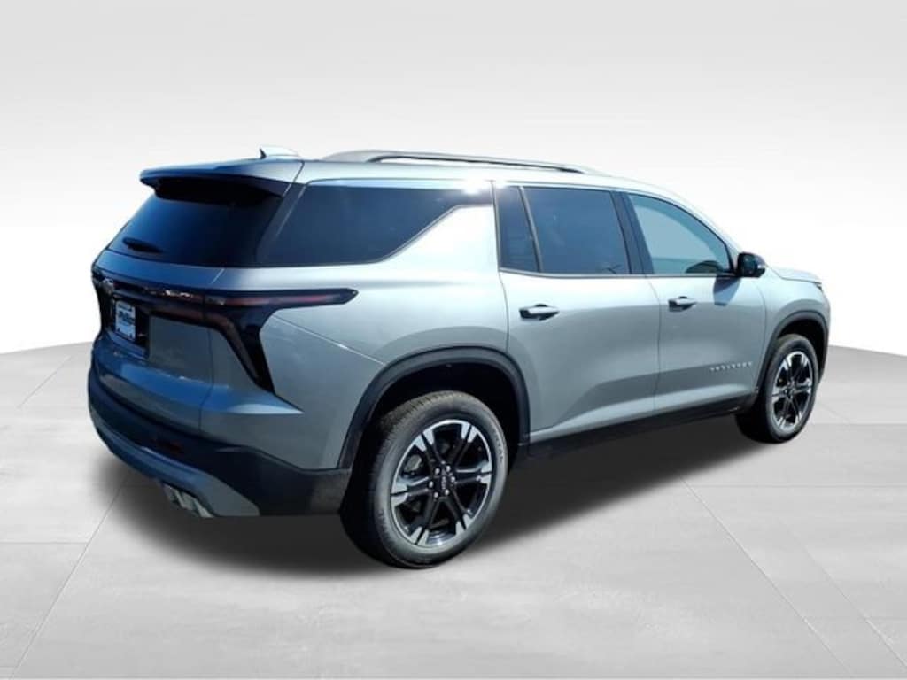 New 2027 Chevrolet Traverse LT SUV