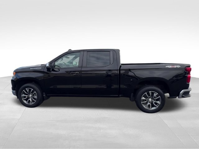 2023 Chevrolet Silverado 1500 LT - Photo 3