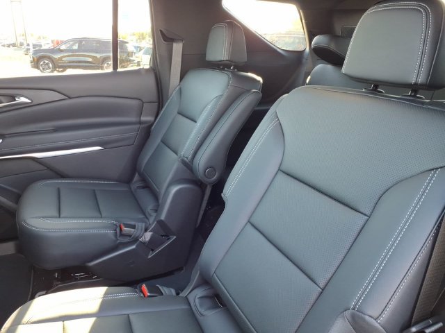 2027 Chevrolet Traverse LT - Photo 15