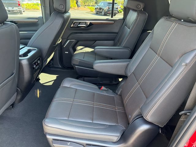 2025 Chevrolet Suburban High Country - Photo 22