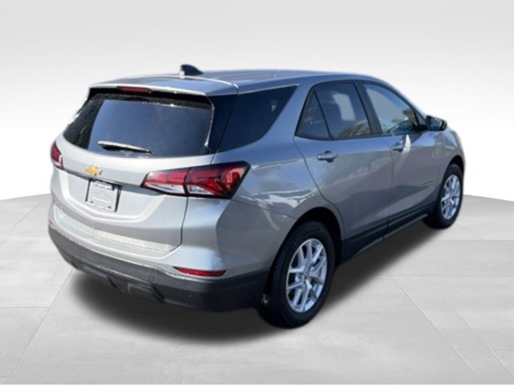 Used 2024 Chevrolet Equinox LS SUV