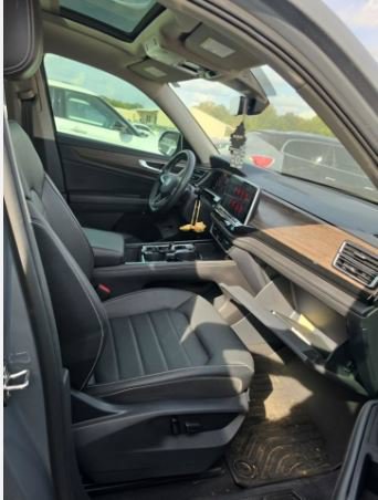 Used 2025 Volkswagen Atlas 2.0T SEL SUV