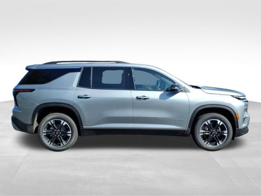 New 2027 Chevrolet Traverse LT SUV
