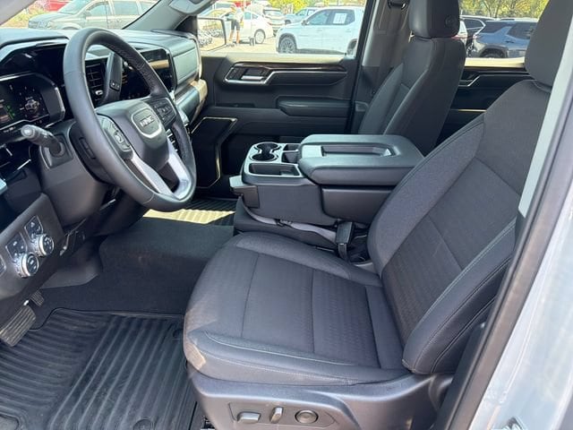 2024 GMC Sierra 1500 Elevation - Photo 8