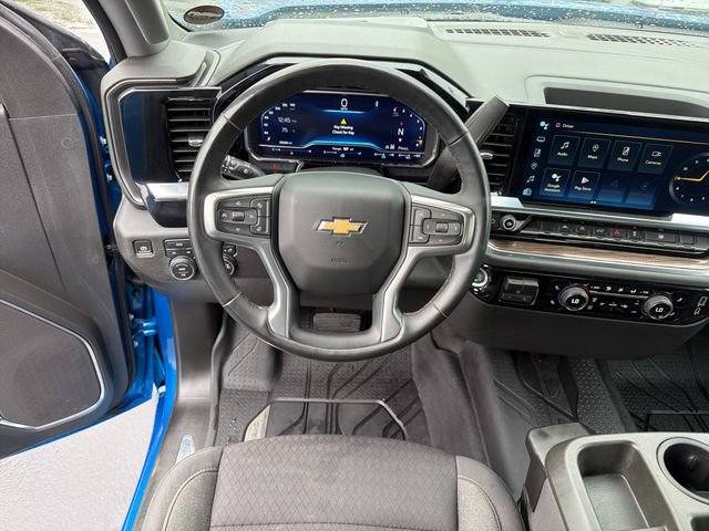 2023 Chevrolet Silverado 1500 LT - Photo 13