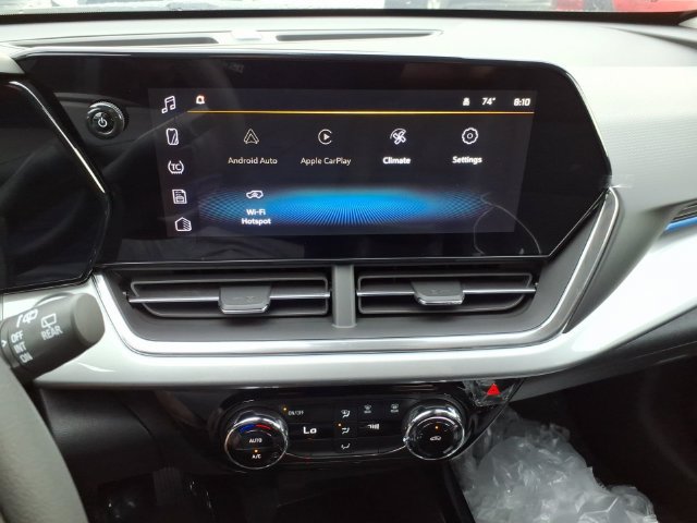 2026 Chevrolet Trax LT - Photo 11