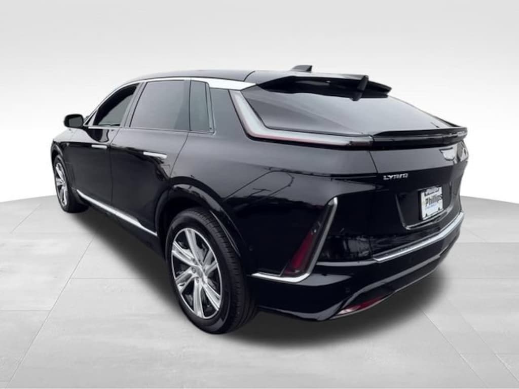 Used 2024 CADILLAC LYRIQ Tech SUV