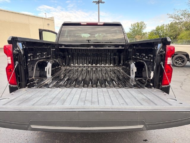 2023 Chevrolet Silverado 1500 LT - Photo 21